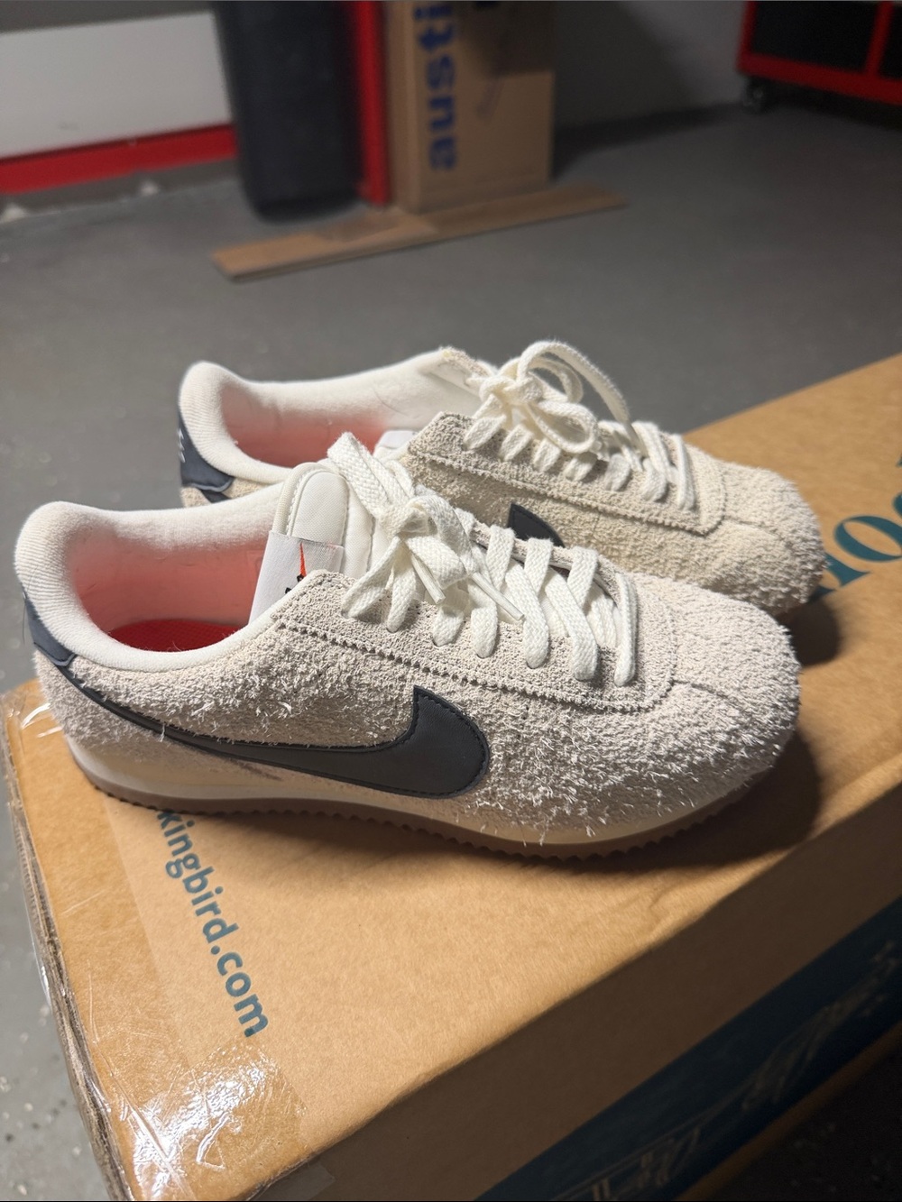 Nike Cortez 
Boucle size 7